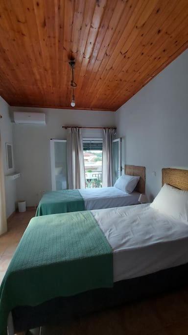 Colorful 2-Bedroom House In Γάιος Εξωτερικό φωτογραφία