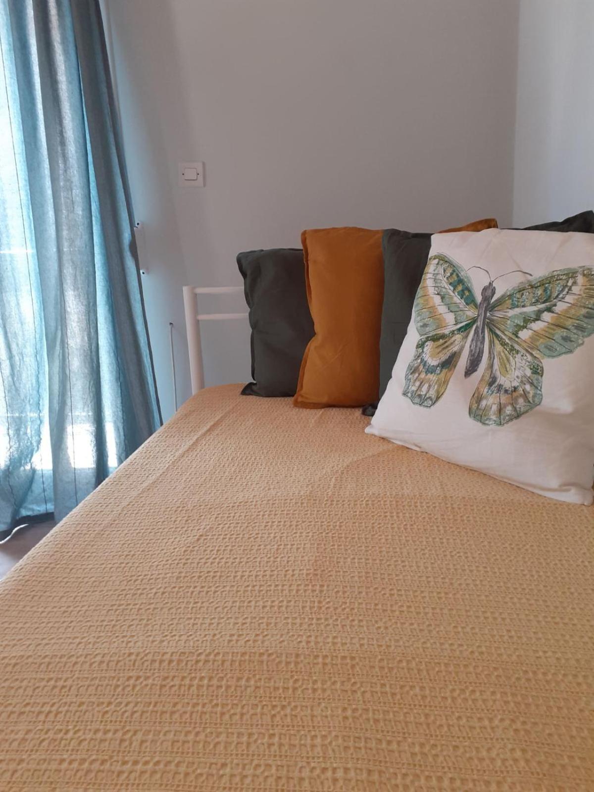 Colorful 2-Bedroom House In Γάιος Εξωτερικό φωτογραφία